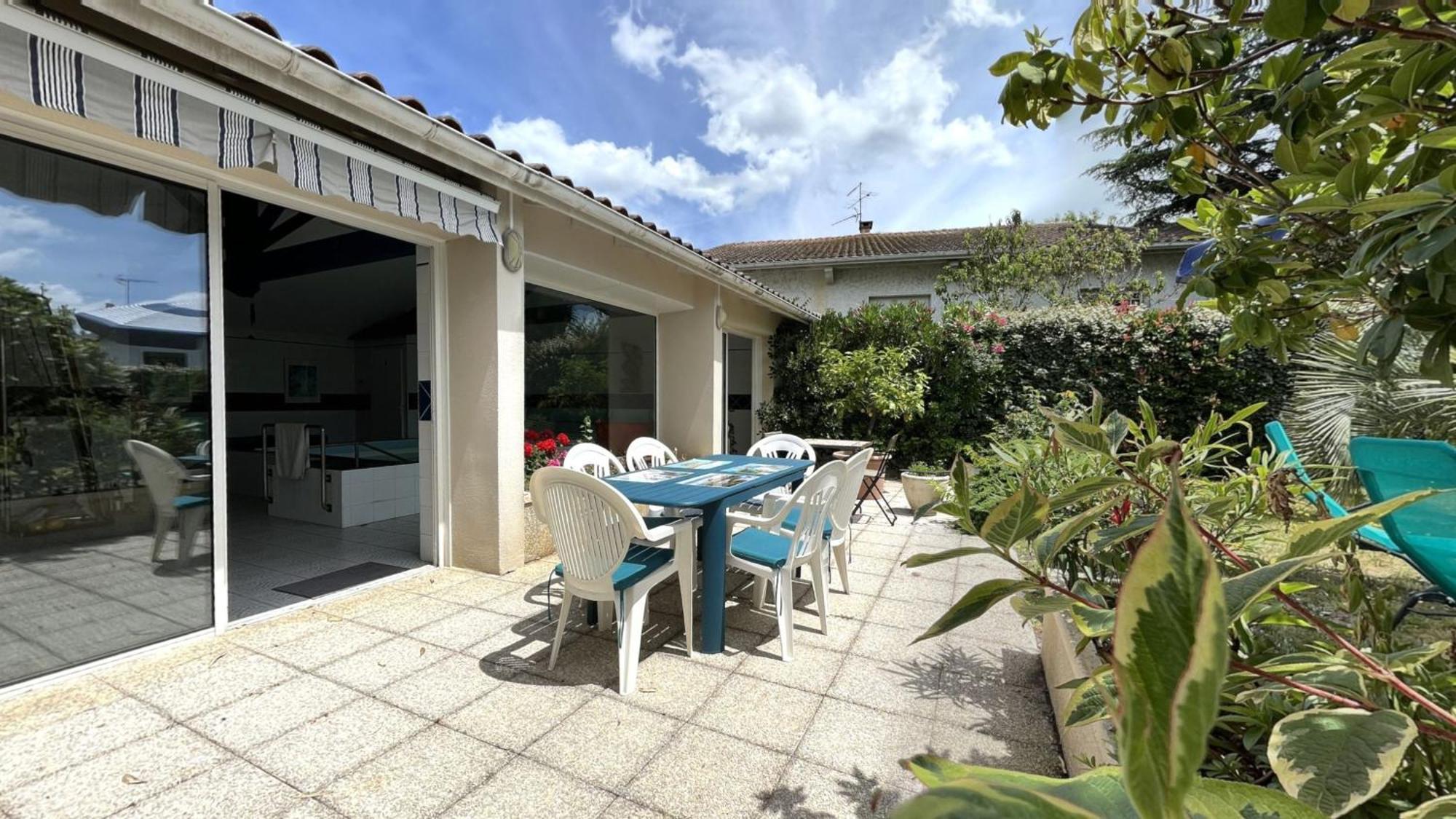 Villa Tout Confort Proche Du Port Gujan-Mestras Exterior foto